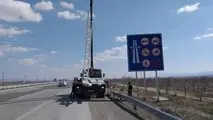 نصب بیش از 2000 علایم ایمنی درمحورهای مواصلاتی استان زنجان 
