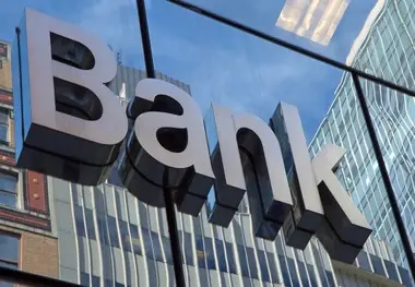 تلاش انگلیس برای تسهیل روابط بانکی با ایران