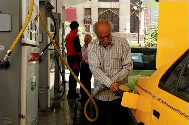 جمع آوری گازهای پمپ بنزین در مازندران برای نخستین بار در استان‌های شمالی