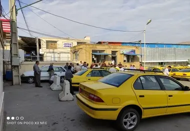 جولان تاکسی های درون شهری و اینترنتی در محورهای بین شهری