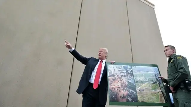 ساخت بخشی از دیوار جنجالی آمریکا-مکزیک