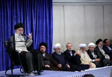 تکذیب خبر رویترز از دیدار رهبر انقلاب با مسئولان درباره حوادث آبان 