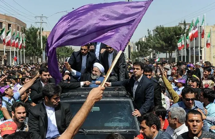 پرچم بنفش در بورس تهران 