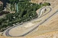 مسیر برگشت تونل رخ از سمت اصفهان به شهرکرد مسدود شد / اجرای عملیات ایمن سازی گردنه رخ با مسیر جایگزین