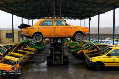 تاپایان سال تاکسی های برقی جایگزین خودرو های فرسوده می شود/ اسقاط ۴۸ هزار دستگاه خودرو