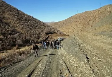 چهار خطه کردن گردنه صلوات آباد سنندج تابستان ۹۷ پایان می‌یابد