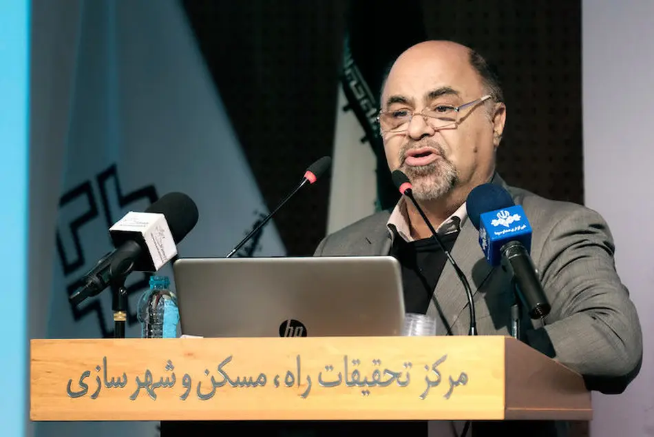اجرای روکش‌ آسفالت پلیمری در سه فرودگاه کشور