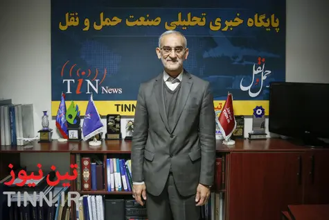 حضور محسن پورسیدآقایی در تین‌نیوز