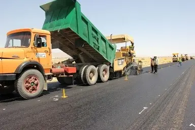 پیشرفت ۶۰ درصدی عملیات بهسازی و توسعه سطوح پروازی فرودگاه شمال فارس 