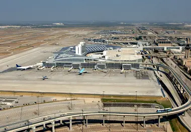Etihad to suspend Dallas passenger service