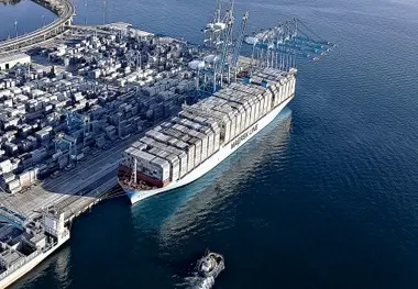 کشتیرانی CMA CGM فرانسه به کمک اقتصاد آمریکا آمد