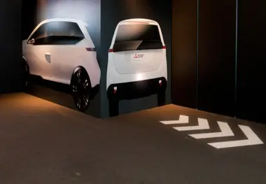 Mitsubishi thinks projected turn signals could be the future
