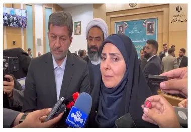 ساخت و توسعه قطار سریع السیر تهران-قم-اصفهان از سر گرفته می شود / قرارداد سرمایه گذاری بیش از ۷۰ همت در حوزه ناوگان ریلی منعقد می شود