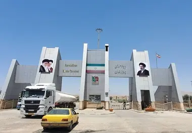 Over 667,000 Tons of Goods Crossed via Parvizkhan Border in Kermanshah Province 