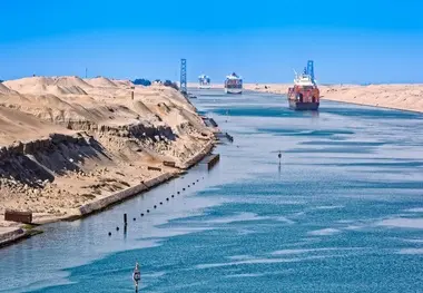 آیا ریل جایگزین دریا می‌ شود؟ 