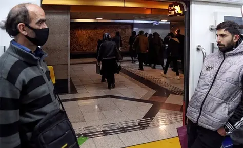 سایه سنگین کرونا بر سر مسافران مترو 