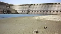 تهران لب تشنگی را تجربه می کند/ نامه محرمانه چمران به وزیر کشور درباره وضعیت آب/ یک عضو شورا: افزایش استفاده از آب معدنی به دلیل افت کیفیت آب شهری