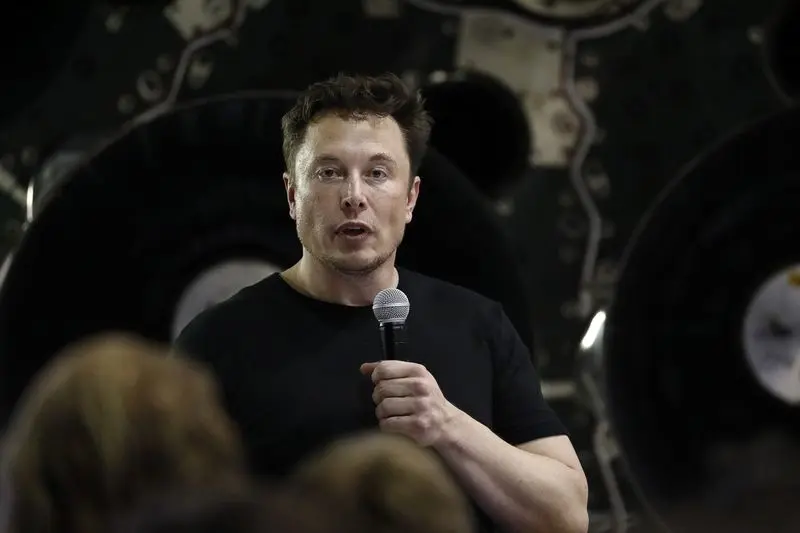 Elon Musk Announces Hyperloop Test Tunnel Opening Date