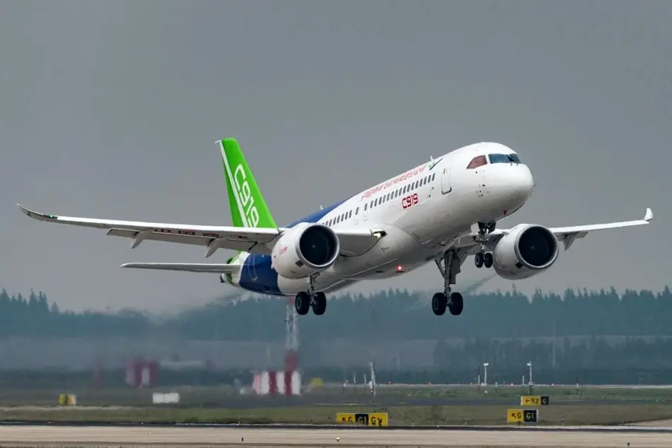 هواپیمای مسافربری چین 2021 به بازار می‌آید