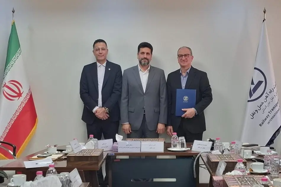 برگزاری سومین گردهمایی مدیران ستادی و نواحی شرکت راه آهن حمل و نقل