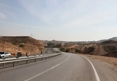 ۵ کیلومتر مسیر مهران- پایانه مرزی تا پایان هفته جاری شش بانده می‌ شود 
