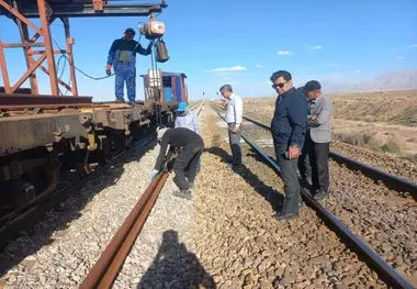 نوسازی خطوط ریلی راه آهن شمالشرق۱ کلید خورد