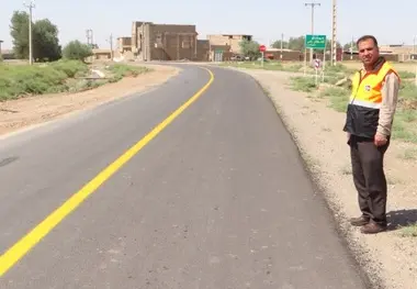 تکمیل بهسازی محورهای روستایی قم 