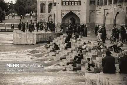 گزارش تصویری زاینده رود در غروب خاطرات (12)