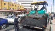 پخش و توزیع ۳۳۰ تن آسفالت در معابر منطقه ۲ اراک