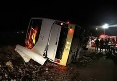 ۲۸ مصدوم در واژگونی اتوبوس‌ در آزادراه زنجان  قزوین