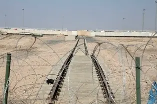 فیلم| اتمام مین روبی و تکمیل پروژه ریلی شلمچه- بصره پیش از موعد