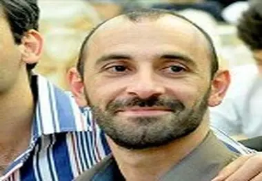به خانواده‌ام تلفن می‌زدند تا صدای ناله‌ام را بشنوند