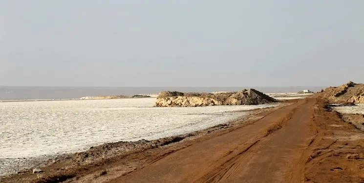 مسیر دریاچه نمک به ۴۵۰ میلیارد تومان اعتبار نیاز دارد
