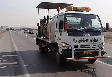 اجرای ۵۰ کیلومتر خط کشی در جاده های بخش میانکوه چهارمحال و بختیاری