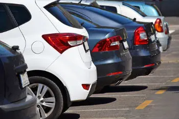 Search for parking spaces costs UK £23.3bn a year, says Inrix