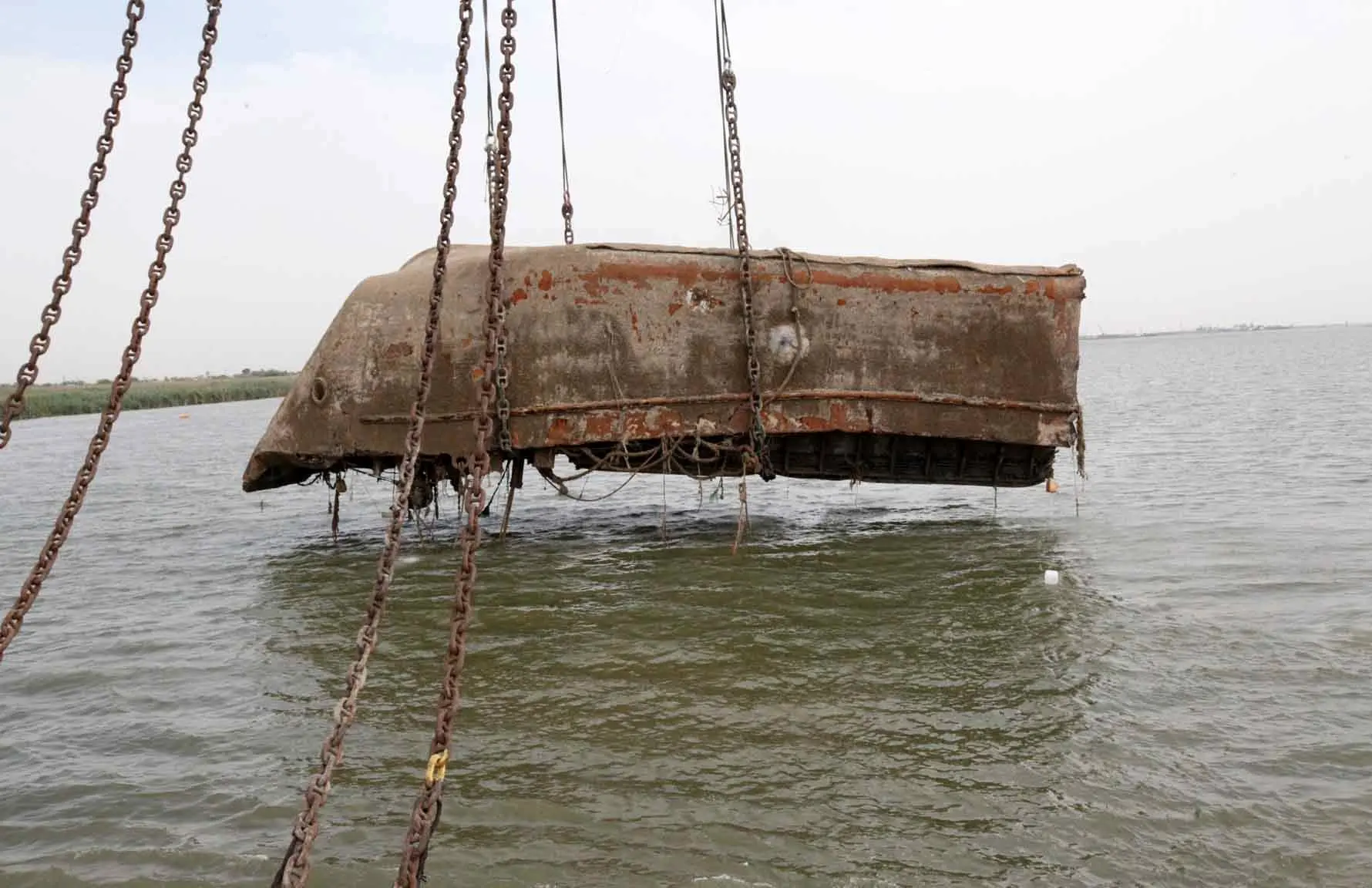 شرایط برای تردد شناورهای جزیره خارک تسهیل سازی شد ​