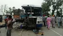 ۱۰ نفر در تصادف اتوبوس مسافربری در پنجاب پاکستان کشته شدند