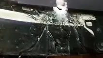 فیلم| باری که از کامیون در حال حرکت به سرقت رفت