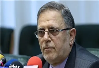 سرمایه‌گذاری بر روی نرخ دلار به هیچ وجه اقتصادی نیست/ دولت تمایل به ثبات اقتصادی دارد
