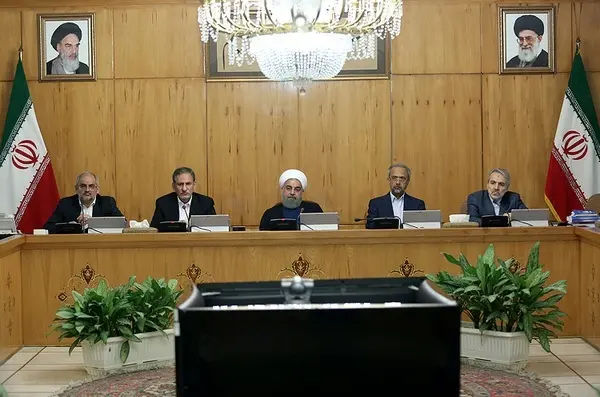 "تومان" واحد پول ایران تعیین شد 