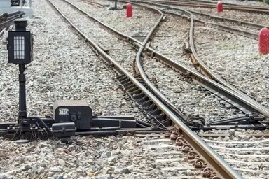استاندار خراسان جنوبی: تکمیل پروژه راه آهن در اولویت پیگیری می شود