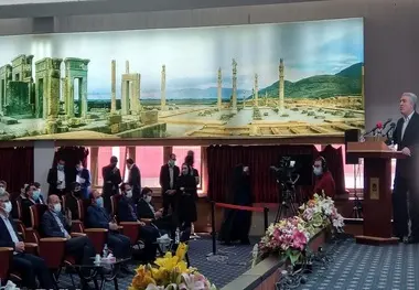 نمایشگاه بین المللی گردشگری و صنایع‌دستی آغاز به کار کرد 