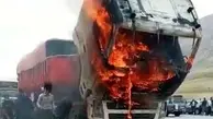 آتش سوزی در کامیون حامل علوفه خشک