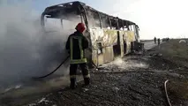 آتش سوزی اتوبوس زائران اربعین در فارس/ ٦ زائر مصدوم شدند