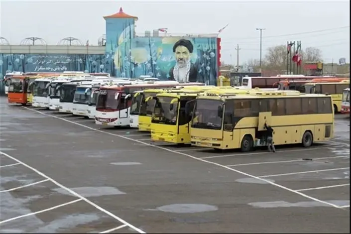 اختصاص اتوبوس  و تاکسی برای انتقال شهروندان به نمایشگاه کتاب تهران