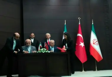 امضای دو سند همکاری میان ایران و ترکیه