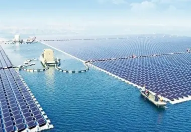 China launches world’s largest floating solar power plant