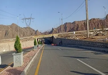 پروژه های راهسازی در هفته دولت: بهره برداری از باند دوم جاده فولاد آلیاژی یزد با هزینه ۱۱۰۰ میلیارد ریال