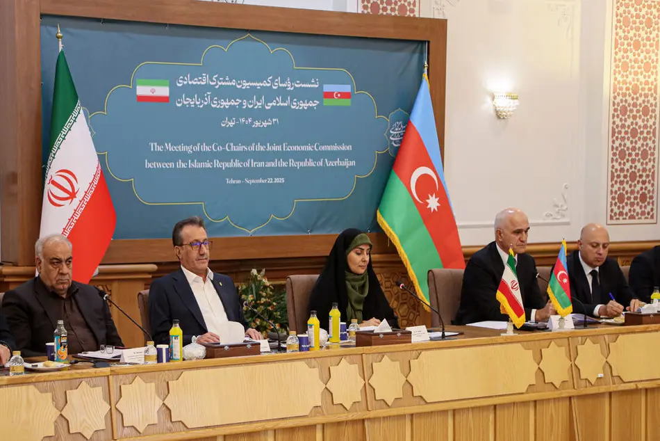 حجم مبادلات ایران و آذربایجان با نهایی سازی موافقتنامه تجارت ترجیحی به یک میلیارد دلار می رسد 