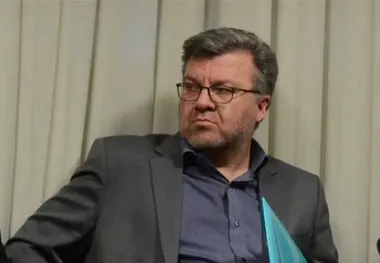 علی امام رفت؛ مسعود درستی آمد